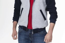 Швейная фабрика по производству футболок, рубашек-поло и толстовок World of kano, с рейтингом 4.9 - находится по адресу Новосибирск, улица Шишкина, 3 