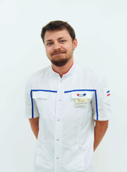 Имплантолог, стоматолог Иван Валерьевич Борисенко