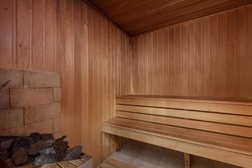 Клуб саун Расслабонов, с рейтингом 4.8 - находится по адресу Екатеринбург, улица Пушкина, 9А 