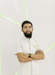 Стоматолог Адильжан Рахметжанович Ходжамбердиев