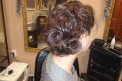 Салон красоты Красивые Люди, с рейтингом 3.9 - находится по адресу Республика Татарстан, Казань, улица Серова, 46 