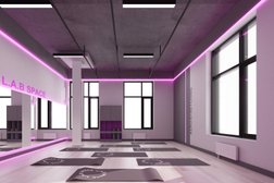 Студия растяжки, йоги и фитнеса L.A.B Space, с рейтингом 2 - находится по адресу Москва, район Щукино, 123154, улица Берзарина, 32 