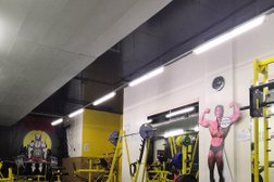 Тренажерный зал Pit Bull Gym, с рейтингом 3.3 - находится по адресу Алтайский край, Новоалтайск, 7-й микрорайон, 5 