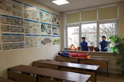 Автошкола ОМИ, с рейтингом 4.9 - находится по адресу Калининград, Красная улица, 115 