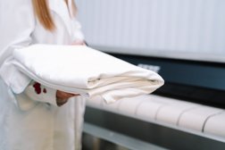 Химчистка АТМОСФЕРА ЧИСТОТЫ, с рейтингом 2.8 - находится по адресу Самара, Мориса Тореза, 67а 