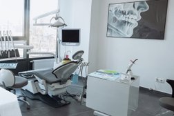 Стоматологическая клиника Дентал Формула, с рейтингом 4.6 - находится по адресу Барнаул, Центральный район, 656000, Красноармейский проспект, 75Б 