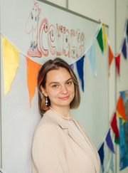 Преподаватель литературы, преподаватель русского языка Полина Майер