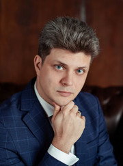 Адвокат, юрист Олег Олегович Свистун