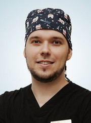 Стоматолог, ортодонт Максим Алексеевич Зиборов