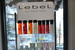 Салон красоты Красотория, с рейтингом 3.8 - находится по адресу Брянск, бульвар Гагарина, 22 