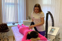 Массажный салон Абрикосик!, с рейтингом 4.6 - находится по адресу Москва, Брюсов переулок, 6 