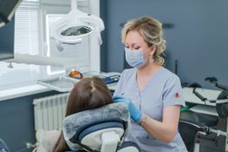 Стоматологическая клиника Планета Семейный доктор, с рейтингом 4.8 - находится по адресу Республика Башкортостан, Уфа, Энтузиастов, 12 