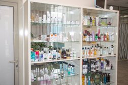 Салон красоты и центр эстетической медицины ВероNika, с рейтингом 4.8 - находится по адресу Волгоград, 8 Воздушной Армии, 14 