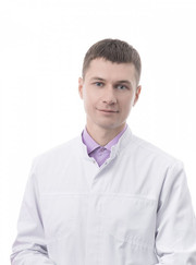 Имплантолог, стоматолог Павел Юрьевич Иванов