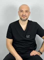 Имплантолог, стоматолог Алексей Николаевич Бондаренко