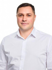 Стоматолог, стоматолог-ортопед Василий Владимирович Симонов