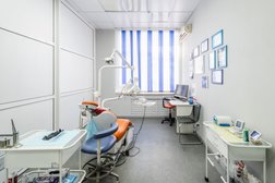 Стоматология Новая улыбка, с рейтингом 4.9 - находится по адресу Новосибирск, Вертковская улица, 36/1 