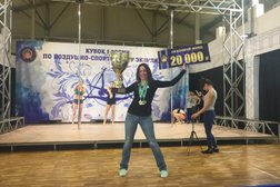 Школа танцев Pole Dance, с рейтингом 4.4 - находится по адресу Красноярск, улица Робеспьера, 20 