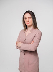 Стоматолог, ортодонт Асият Хизриевна Исаева