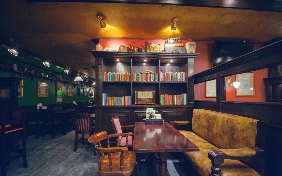 Паб телефон. O'Donoghue's pub, Москва. Ирландский паб Пятницкая 29. O'Donoghue's Москва, ул. Пятницкая, 29. О Донохью паб Пятницкая.