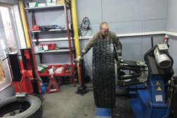 Шиномонтажная мастерская SM24, с рейтингом 3.5 - находится по адресу Московская область, городской округ Красногорск, деревня Бузланово, микрорайон Западный Остров, к6 