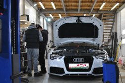 Автосервис CMKontakt, с рейтингом 4 - находится по адресу Московская область, Подольск, улица Павлика Морозова, 63 