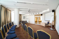 Отель Вознесенский, с рейтингом 4.2 - находится по адресу Екатеринбург, улица Мамина-Сибиряка, 52 