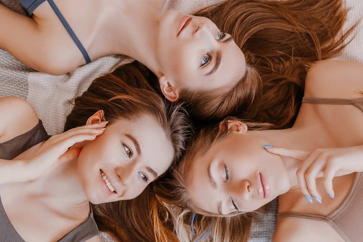 Красивые девушки