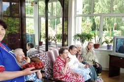 Дом престарелых Уют Сервис, с рейтингом 5 - находится по адресу Московская область, Ленинский городской округ, Видное, Заводская улица, 2А 
