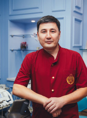 Стоматолог-хирург, имплантолог Нариман Мудинович Дугашев