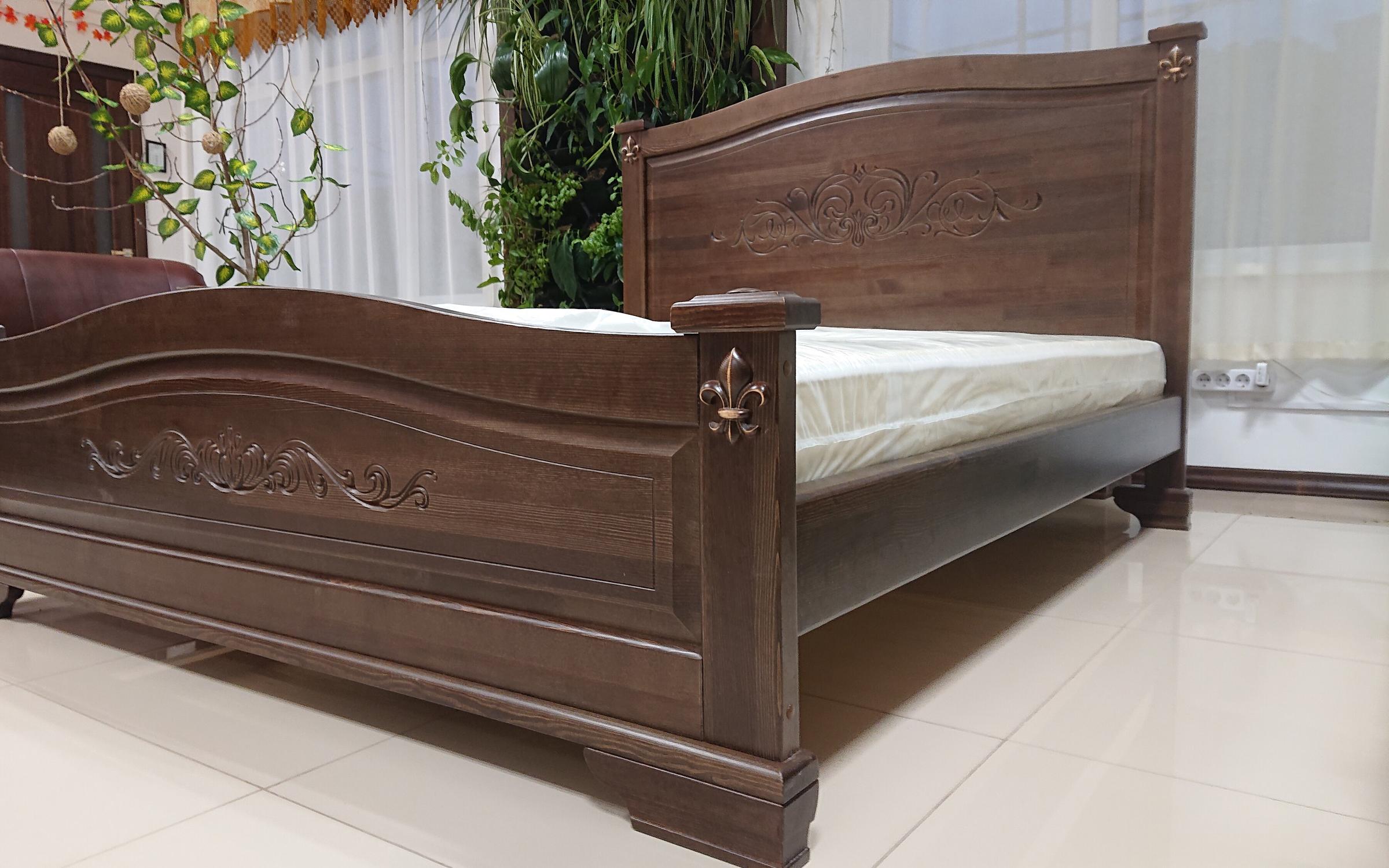 Кровать жасмин из массива