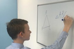 Образовательный центр Tutorian, с рейтингом 4 - находится по адресу Москва, Родионовская улица, 12 к1 