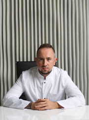 Врач общей практики Никита Викторович Мартынов