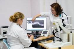 Национальный медицинский исследовательский центр глазных болезней им. Гельмгольца, с рейтингом 3.1 - находится по адресу Москва, Суворовская улица, 35 