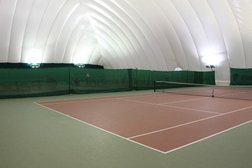 Школа тенниса и падел Cooltennis, с рейтингом 4.2 - находится по адресу Москва, Вернадского проспект, 97 ст2 