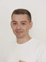 Стоматолог, стоматолог-терапевт Юрий Владиславович Чуров