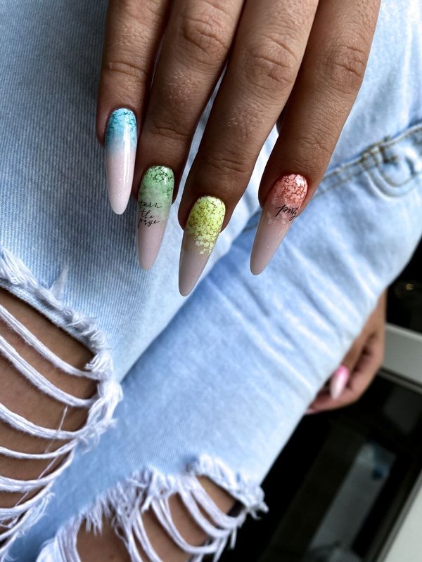 фотография работы Студии маникюра Кошечки Nails на метро Домодедовская