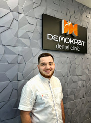 Имплантолог, стоматолог-хирург Алихан Гусейнович Алиханов