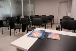 Автошкола Автоунивер, с рейтингом 4.6 - находится по адресу Москва, Краснодарская улица, 57к2 