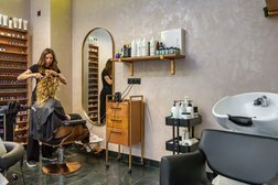 Студия маникюра и красоты Soda, с рейтингом 4.3 - находится по адресу Москва, улица Паршина, 10 