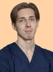 Имплантолог, стоматолог-хирург Егор Евгеньевич Девочкин