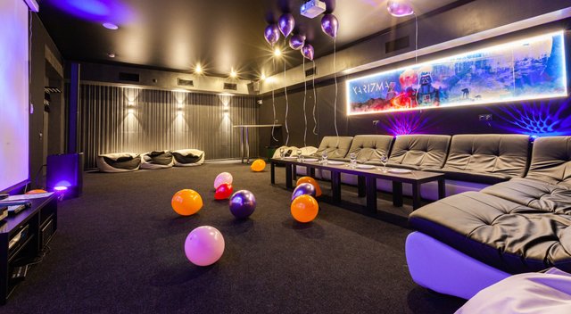 Friends Hall Харизма, караоке-клуб на Рублёвском шоссе в Москве: отзывы,  фото, цены, телефон и адрес - Zoon.ru