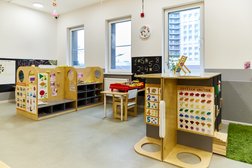 Частный детский сад Мама Оля, с рейтингом 4.9 - находится по адресу Санкт-Петербург, улица Крыленко, 2 