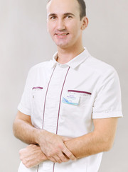Стоматолог, стоматолог-ортопед Иван Сергеевич Тухович