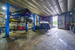 Автосервис Ленд Ровер Центр, с рейтингом 4.6 - находится по адресу Москва, Генерала Дорохова проспект, 10д 