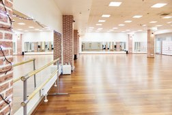 Клуб спортивных бальных танцев Танц-Мастер, с рейтингом 4.8 - находится по адресу Санкт-Петербург, Торфяная дорога, 7Б 