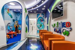 Стоматологический центр города PRIMED, с рейтингом 4.8 - находится по адресу Санкт-Петербург, Киевская улица, 3 