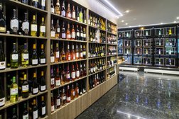 Винотека SimpleWine, с рейтингом 5 - находится по адресу Московская область, деревня Жуковка, 71 