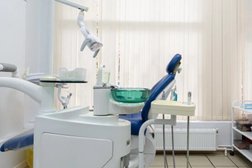 Семейная стоматология ДЕЛЬФИН, с рейтингом 4.8 - находится по адресу Краснодар, улица Тюляева, 8 