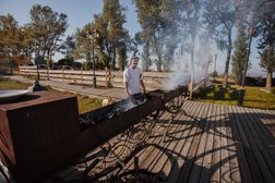 Ресторан AlmaHills, с рейтингом 3 - находится по адресу Алматы, Наурызбайский район, микрорайон Галамат, 1288/3 